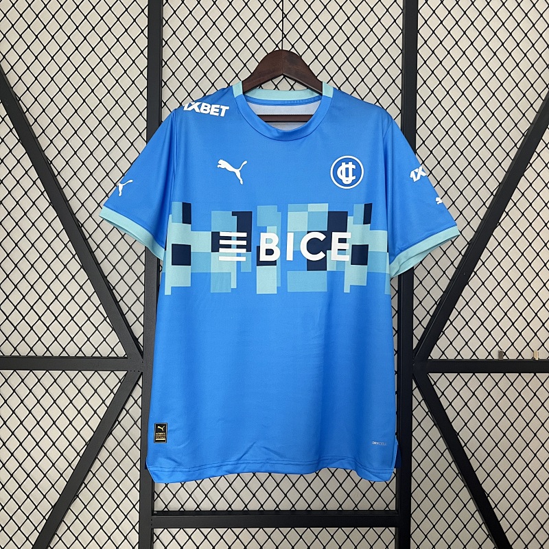 24/25 Deportivo Universidad Católica third away