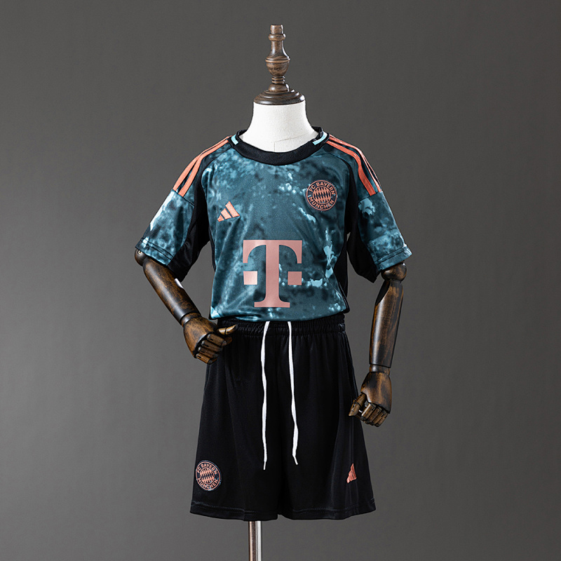 24/25 Kids Bayern Munich Away