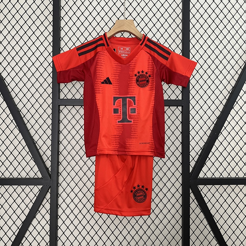 24/25 kids Bayern Munich home