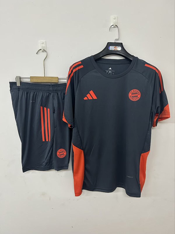 25/26 Bayern Munich training uniform black gray