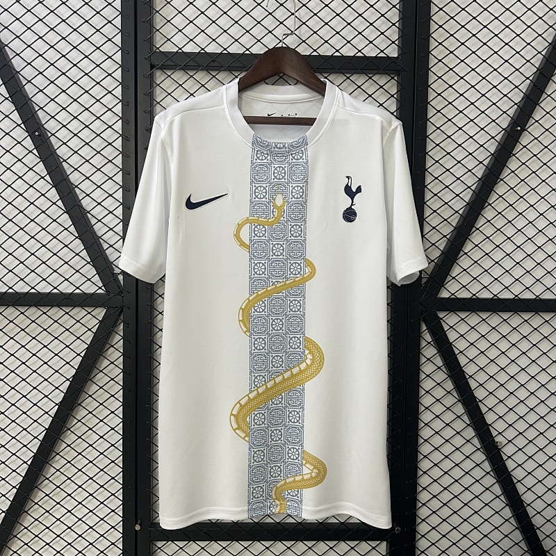 25/26 Tottenham Pre-match clothing