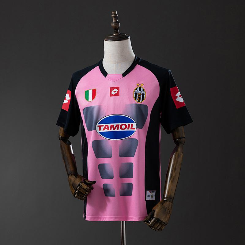 Juventus 02/03 Away Retro Jersey