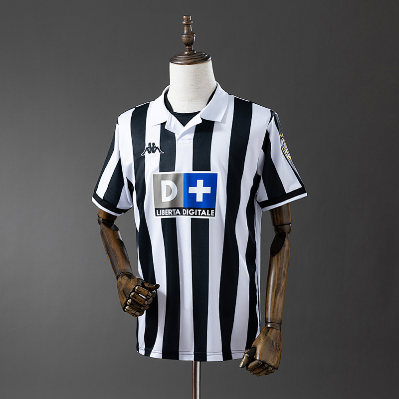 Juventus 1998/99 Home Retro Jersey