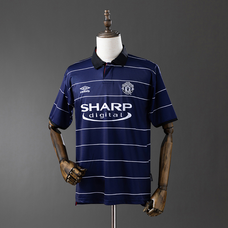 Manchester United 99/00 Away Retro Jersey