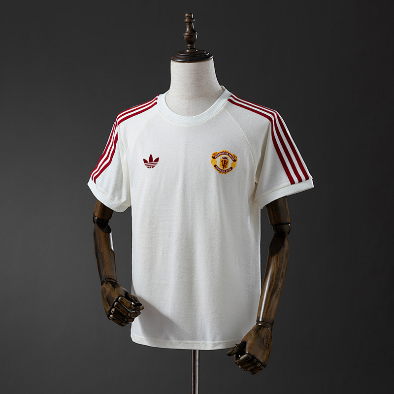 Manchester United Originals 3-stripes beige t-shirt