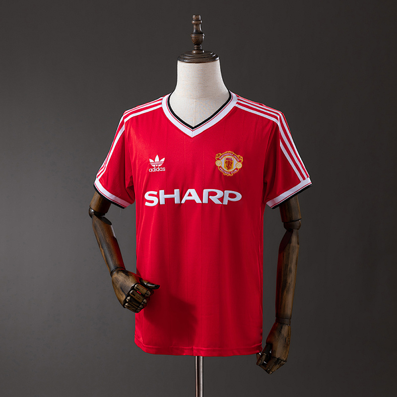 Retro 83/84 Manchester United home