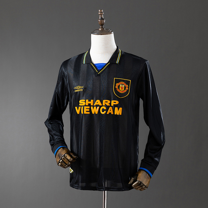 Retro long sleeve Manchester United 93/95 away