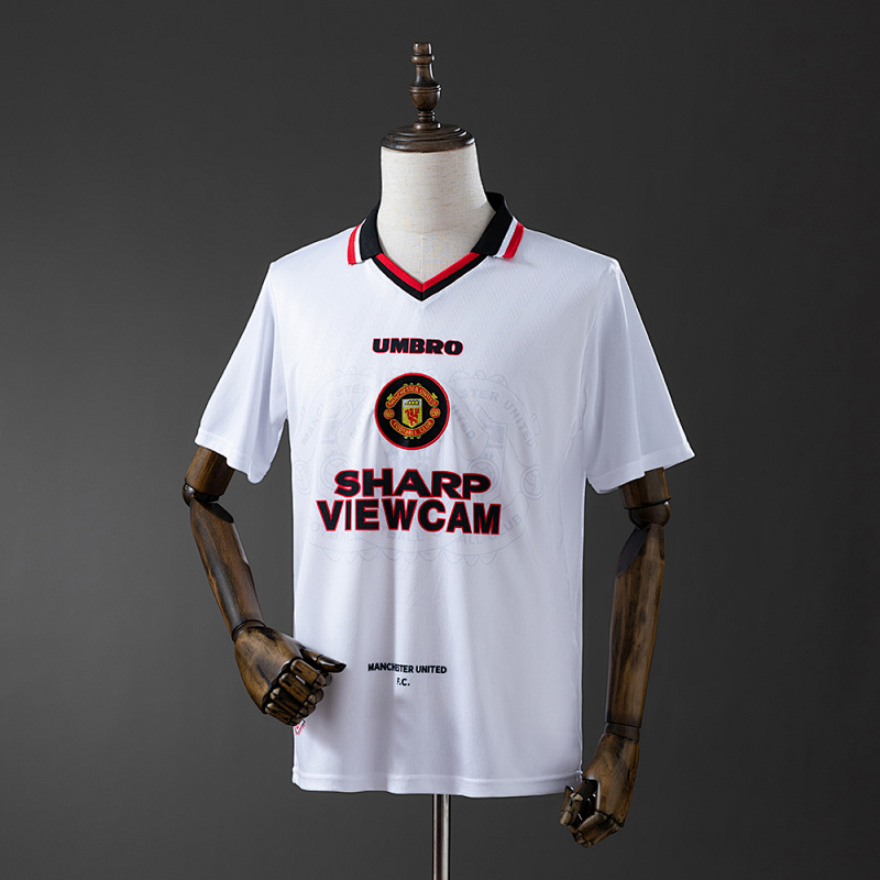Retro Manchester United 96/97 away