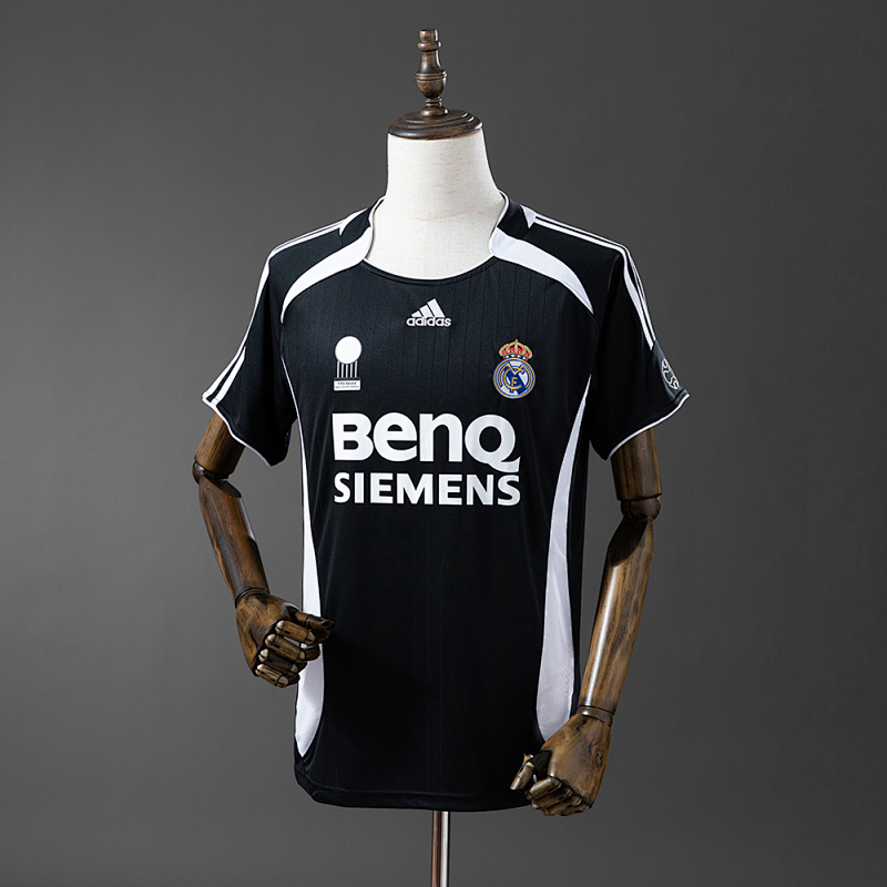 Retro Real Madrid 06/07 Third Away